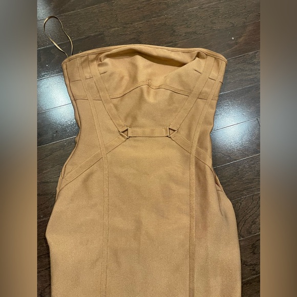 Midi Super Down Gold dress - Picture 2 of 3